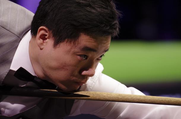 篮球篮网全队完成高强度训练