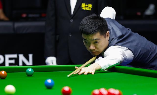 新星闪耀！摩根·罗杰斯破门获名宿称赞，或成三狮军团中场核心