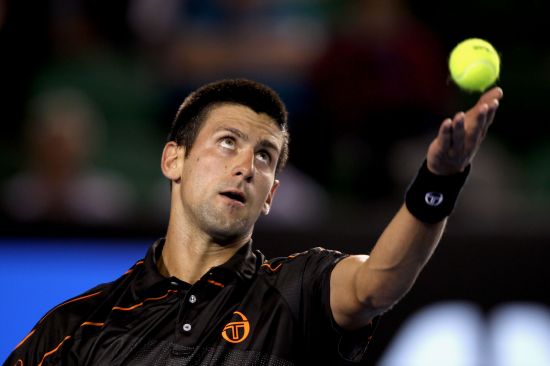 阿隆索：球队内部非常团结，阿诺德在皇马有适应过程是正常的