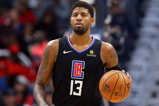 火力全开！哈登打满首节12分钟，0罚球砍下13分2助攻